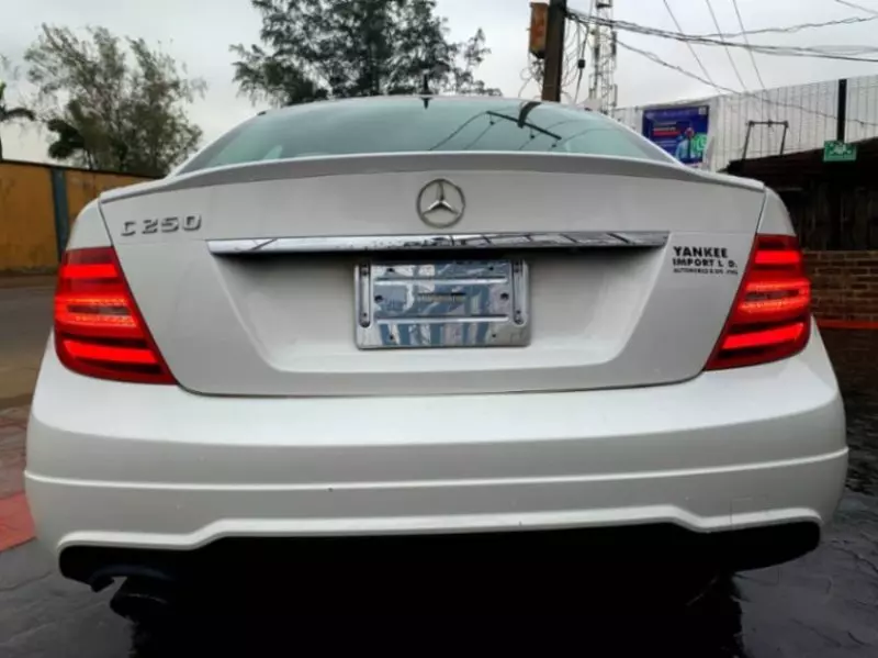 Mercedes-Benz C 250   - 2013