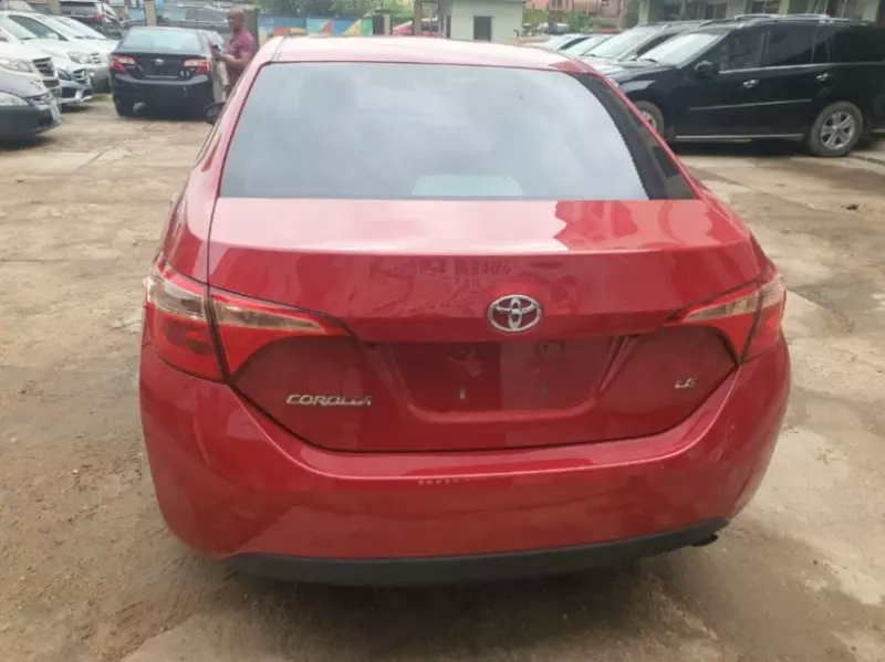 Toyota Corolla   - 2017