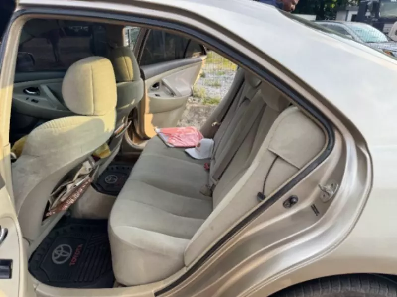 Toyota Camry   - 2007