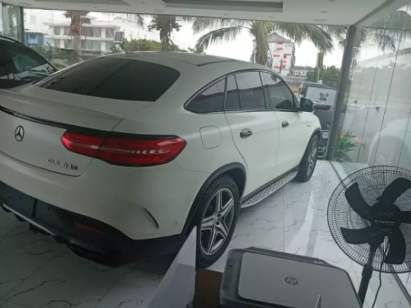 Mercedes-Benz GLE 63 AMG   - 2016