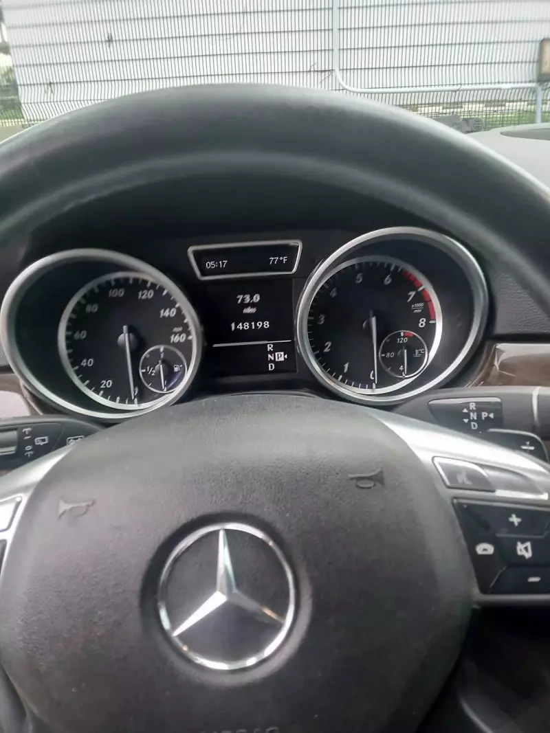 Mercedes-Benz ML 350   - 2012