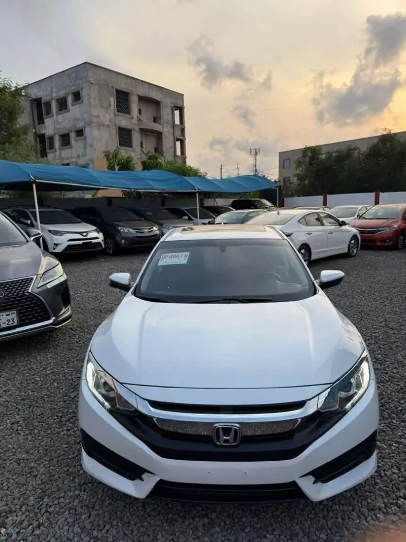 Honda Civic   - 2017