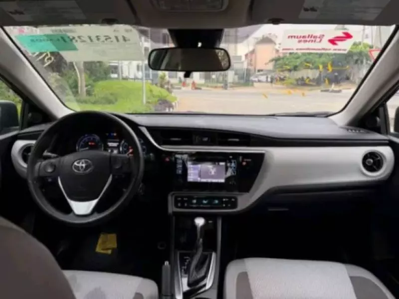 Toyota corolla   - 2017