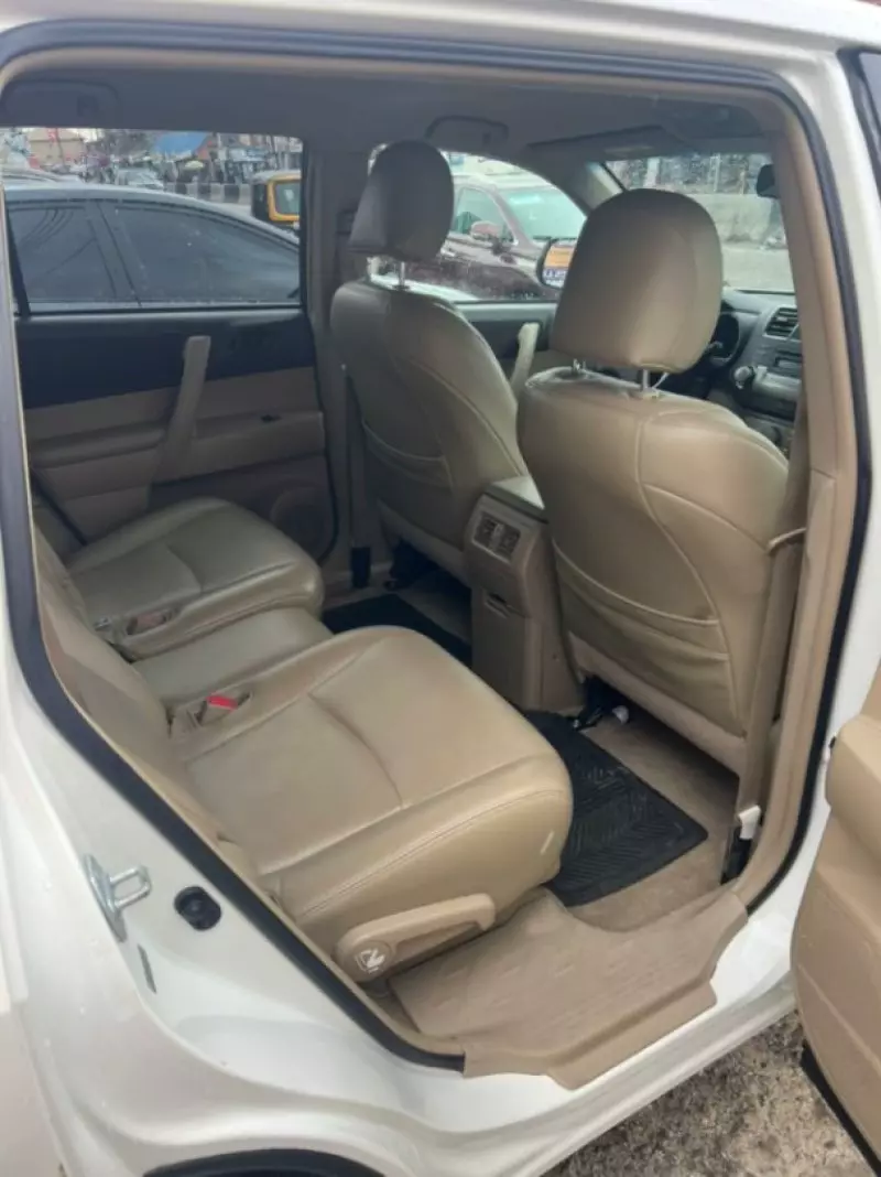 Toyota Highlander   - 2009