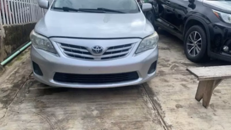 Toyota Corolla   - 2013