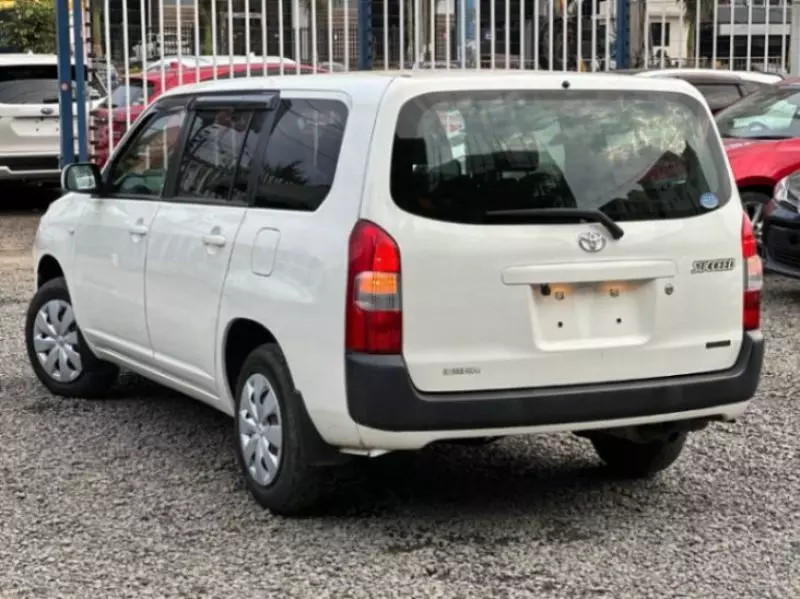 Toyota Succeed    - 2018