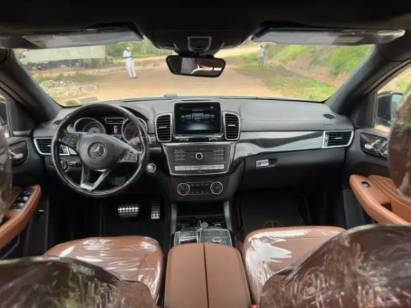 Mercedes-Benz GLE 43 AMG   - 2018