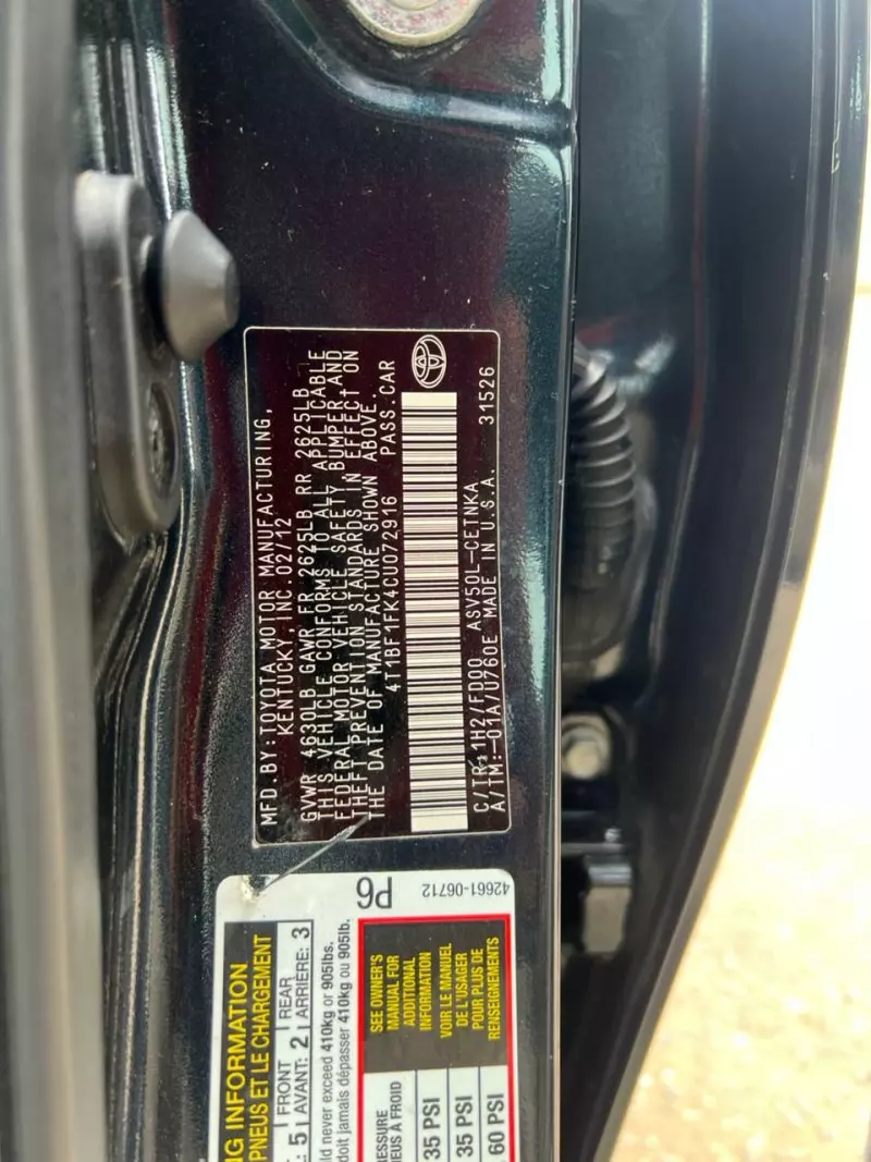 Toyota Camry   - 2012