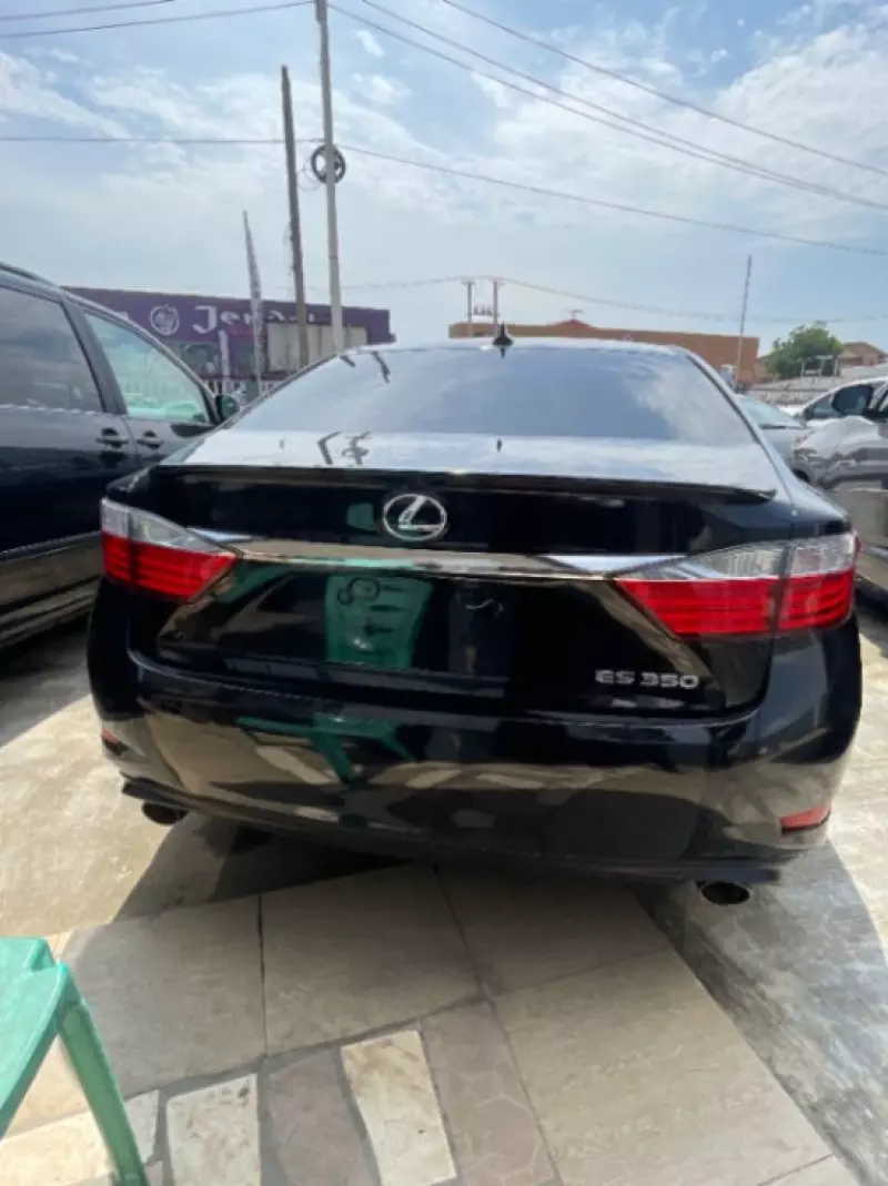 Lexus ES 350   - 2014