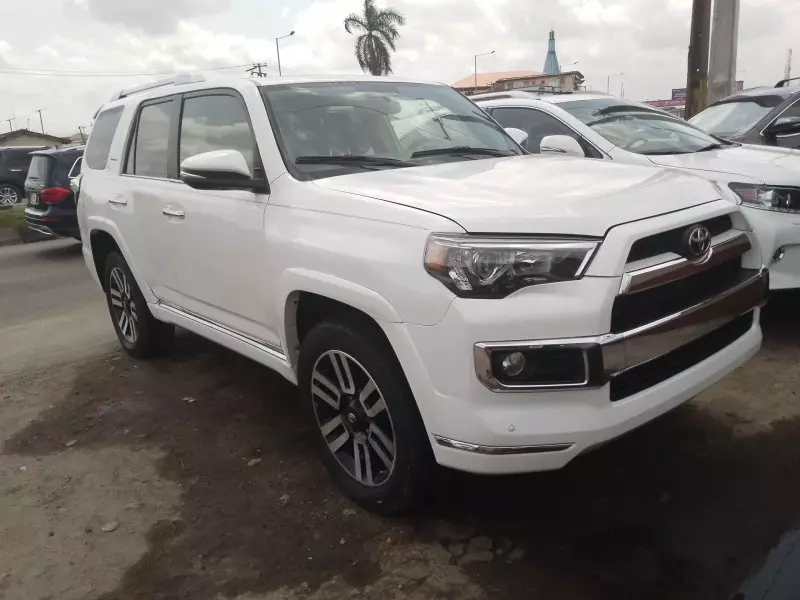 Toyota 4-Runner   - 2019