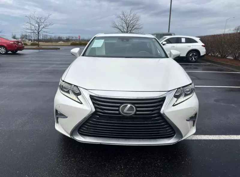 Lexus ES 350 - 2016