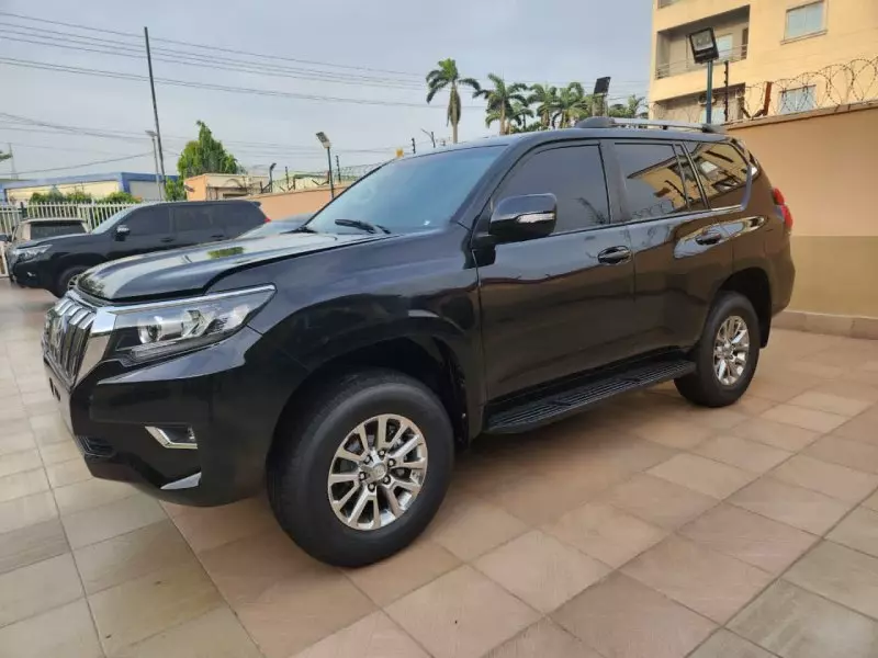 Toyota Landcruiser Prado   - 2019