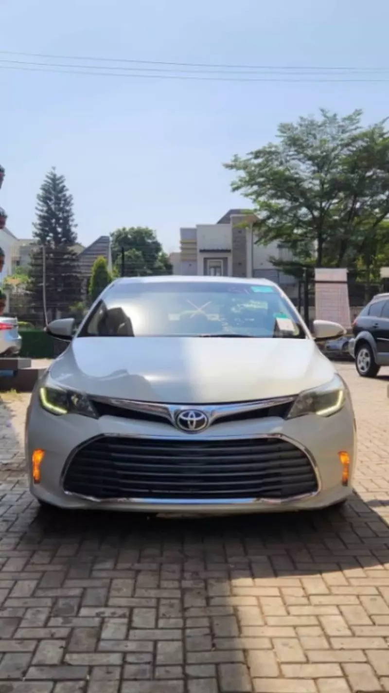 Toyota Avalon