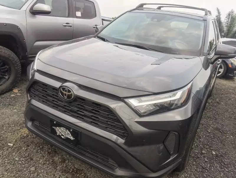 Toyota RAV 4   - 2021