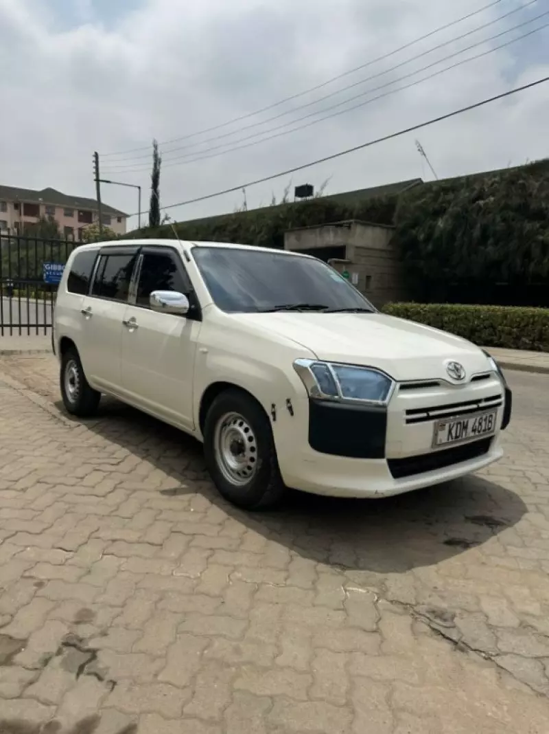 Toyota Probox    - 2016
