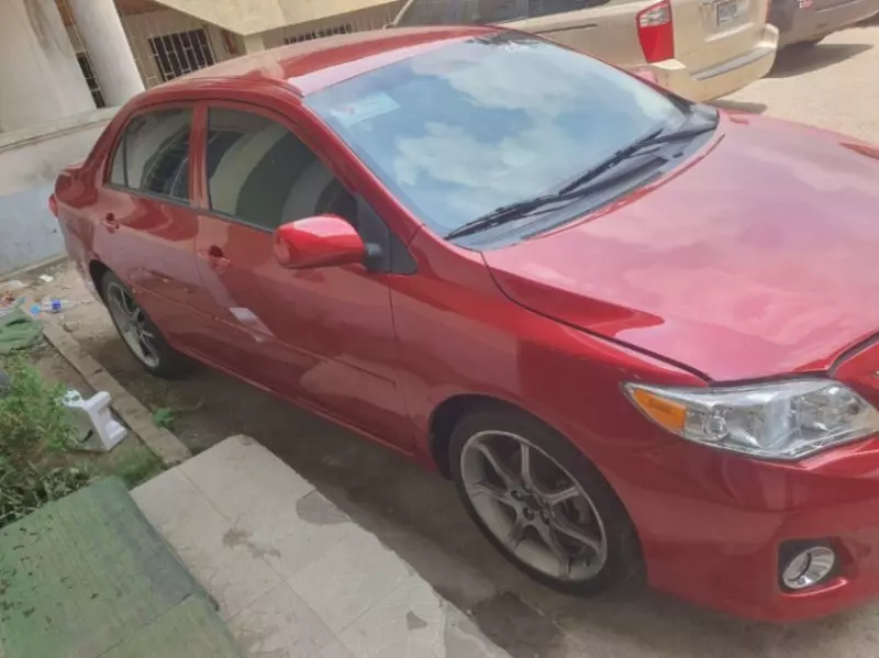 Toyota Corolla   - 2013