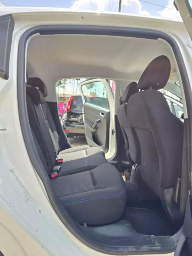 Peugeot 208   - 2018