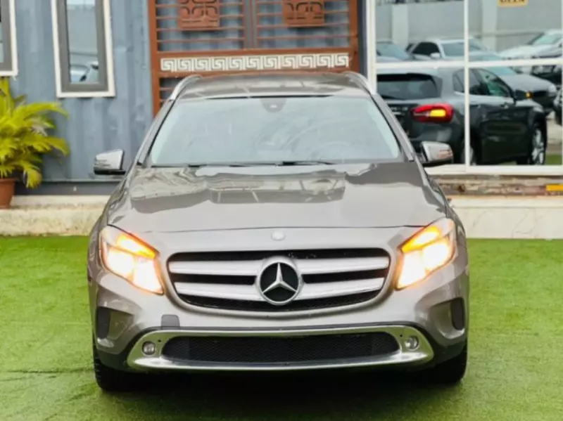 Mercedes-Benz GLA 250