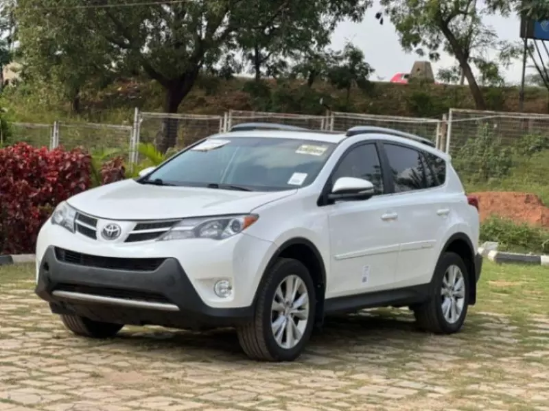 Toyota RAV 4   - 2013