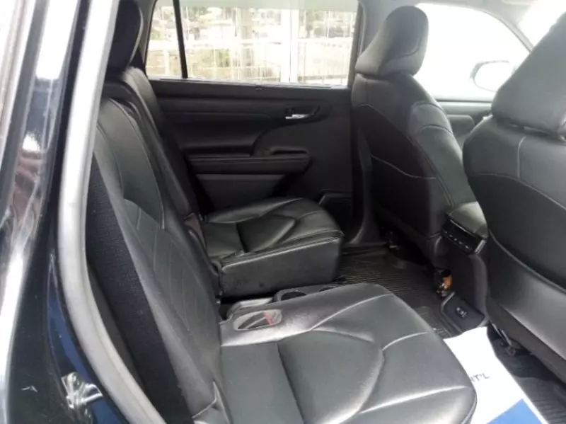 Toyota Camry   - 2017