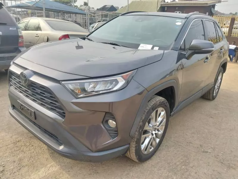 Toyota RAV4   - 2020