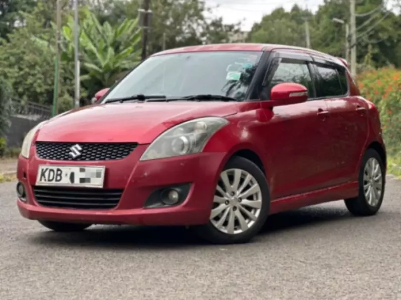 SUZUKI Swift   - 2013