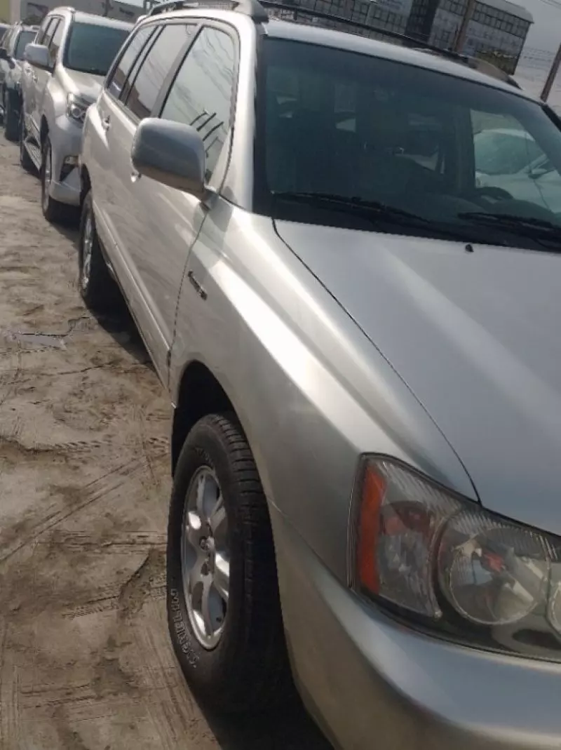 Toyota Highlander   - 2001