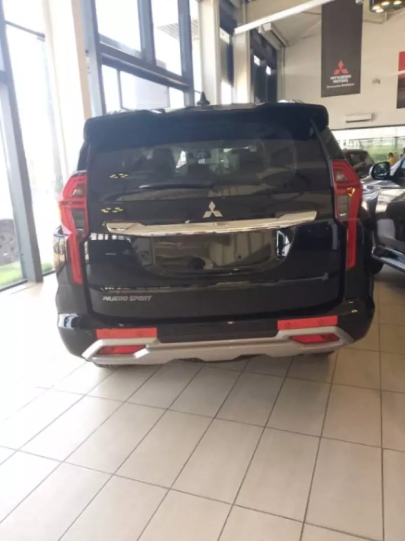 Mitsubishi Pajero Sport   - 2025
