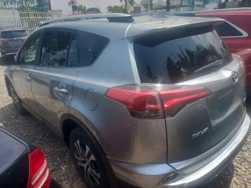 Toyota Rav4   - 2018