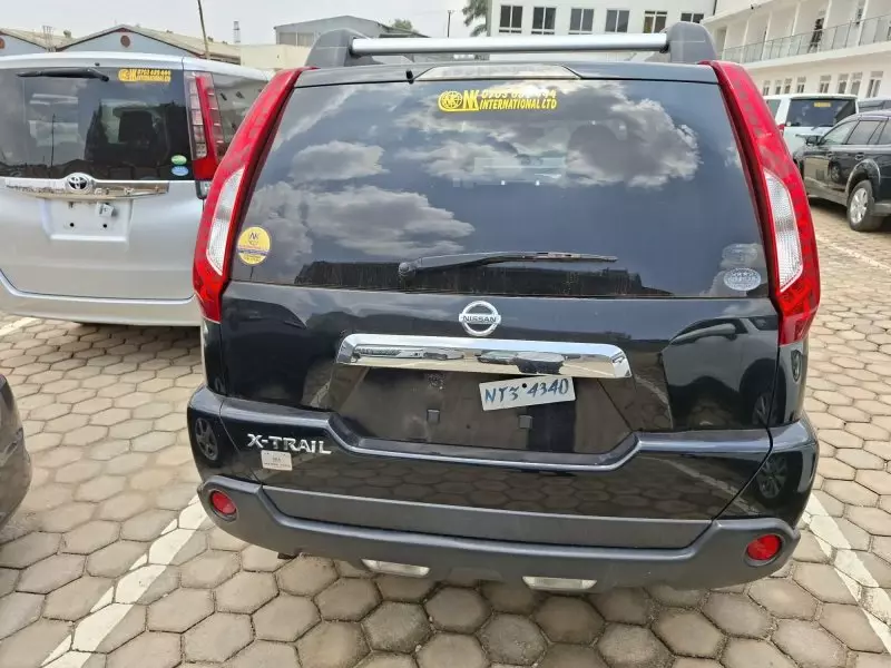 Nissan X-Trail   - 2012