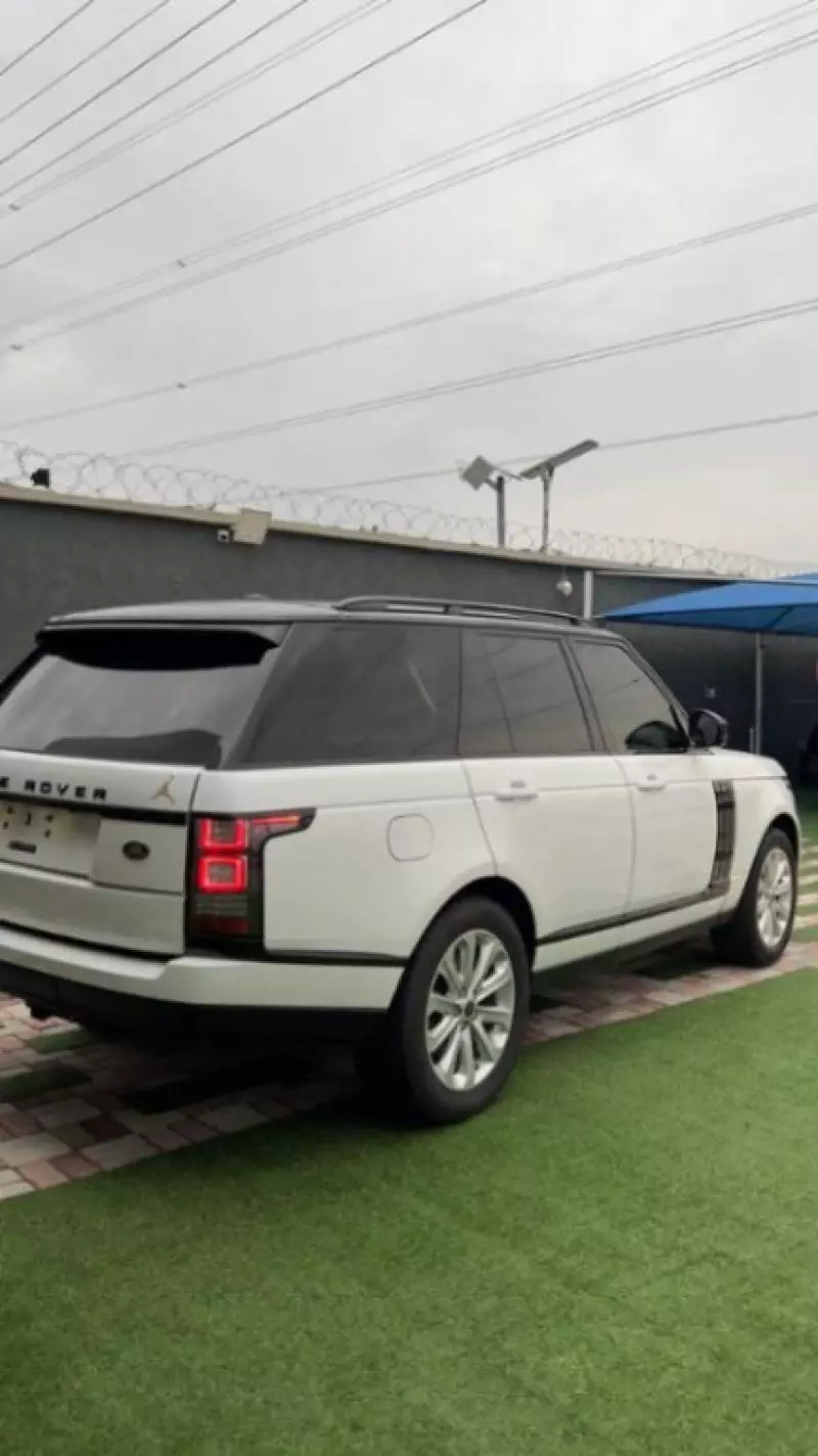RANGE ROVER Vogue   - 2013