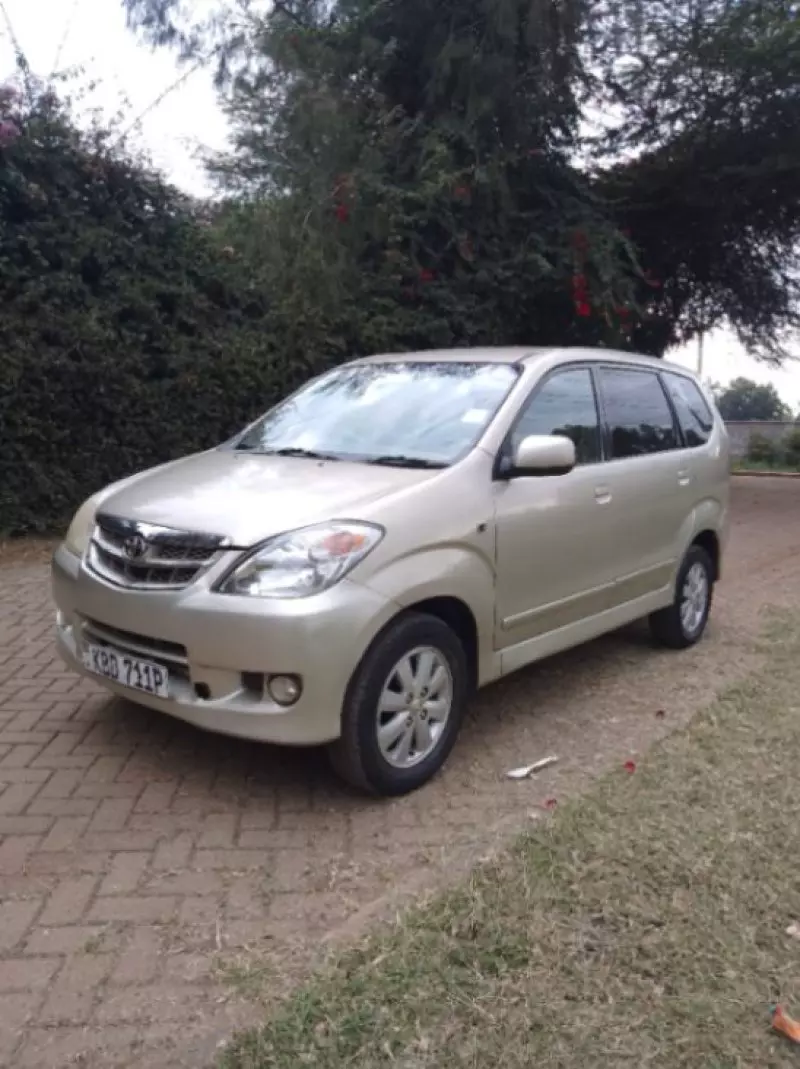 Toyota Avanza   - 2008