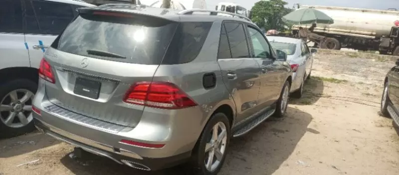 Mercedes-Benz GLE 350   - 2016