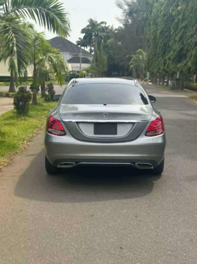 Mercedes-Benz C 300   - 2015