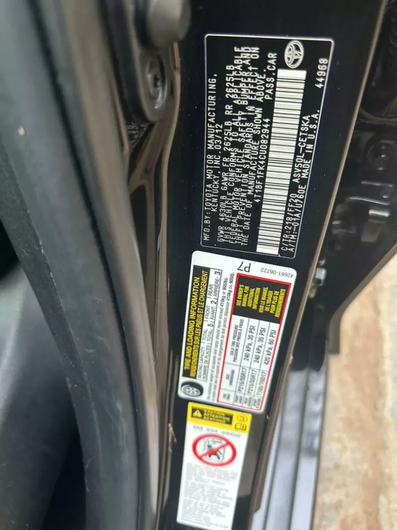 Toyota Camry   - 2012