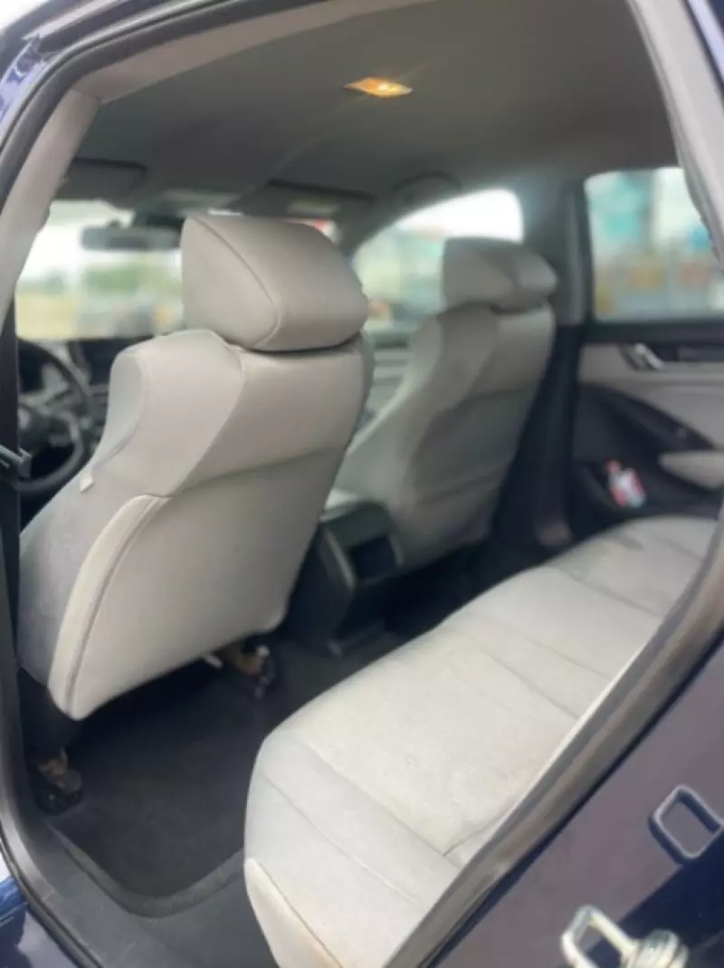 Honda Accord   - 2018