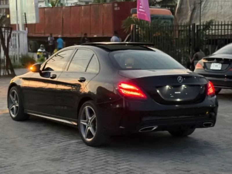 Mercedes-Benz C-Class   - 2018