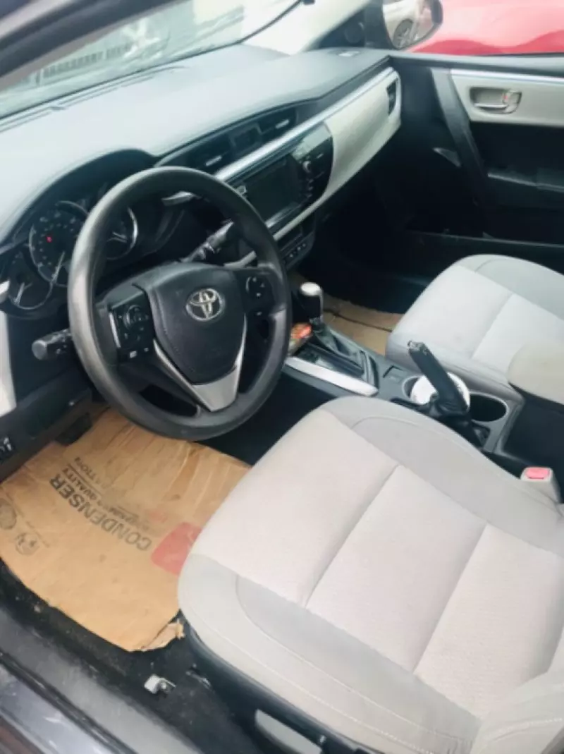 Toyota Corolla   - 2014