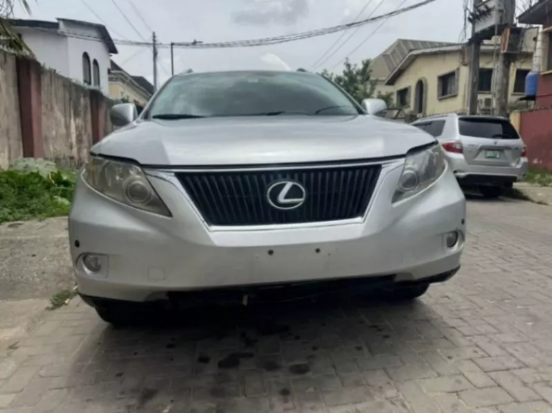 Lexus RX   - 2010