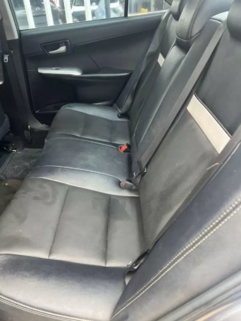 Toyota Camry   - 2014