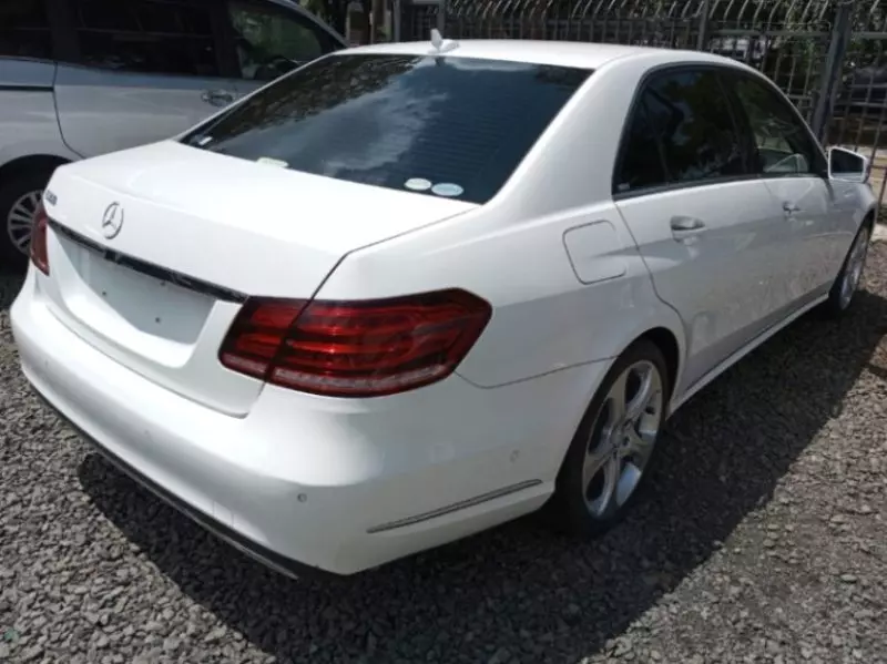 Mercedes-Benz E 350   - 2015