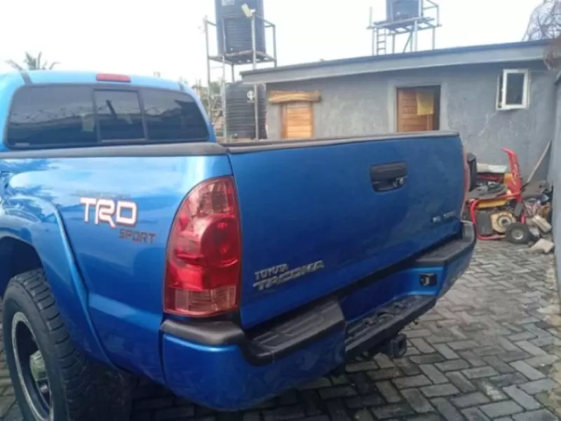 Toyota Tacoma   - 2006