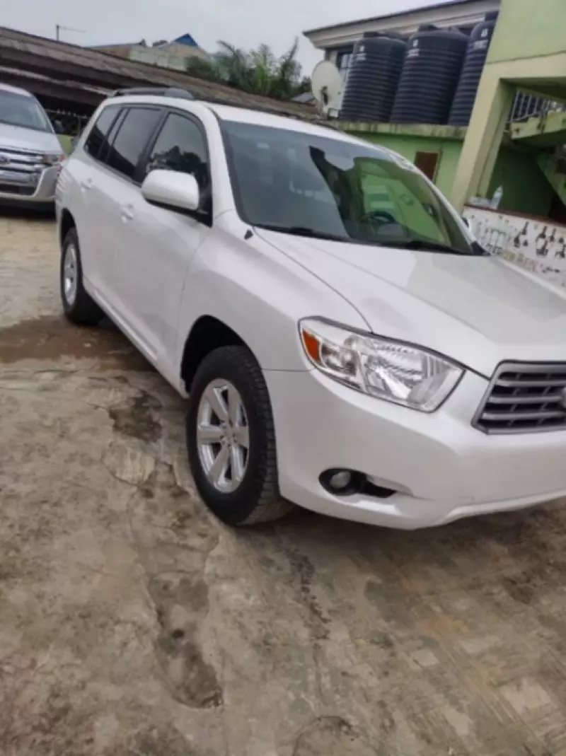 Toyota Highlander   - 2009