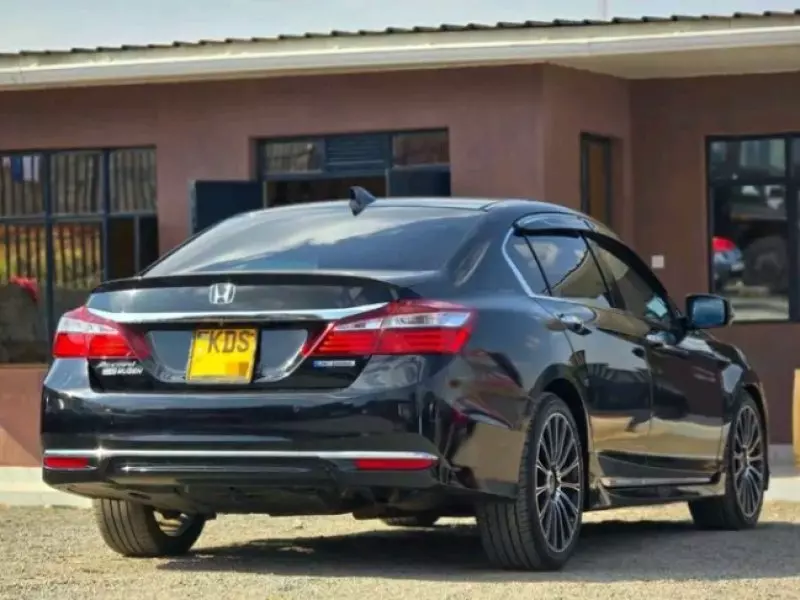 Honda Accord   - 2009