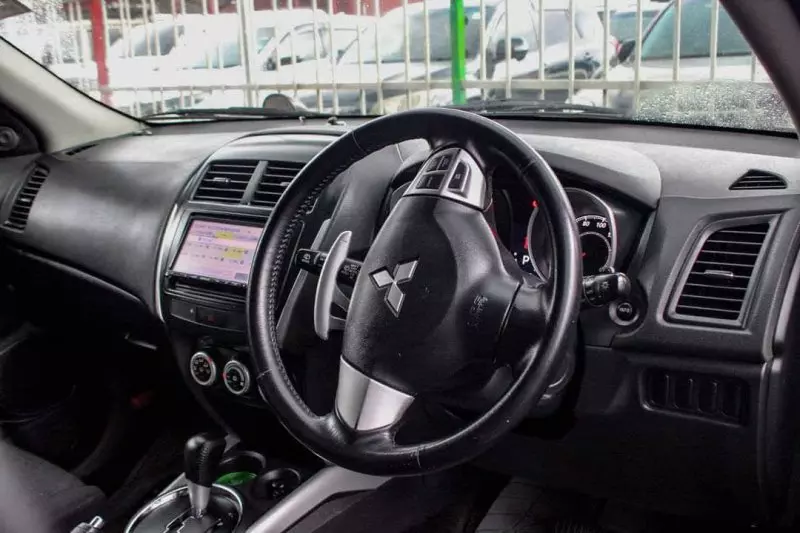 Mitsubishi RVR   - 2010