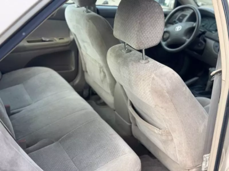 Toyota Camry   - 2004