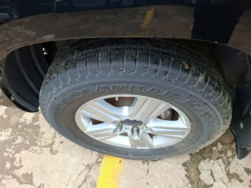 Toyota Landcruiser  V8   - 2013