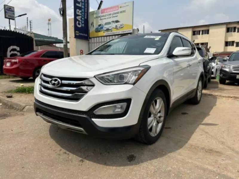 Hyundai Santa Fe Sport   - 2014