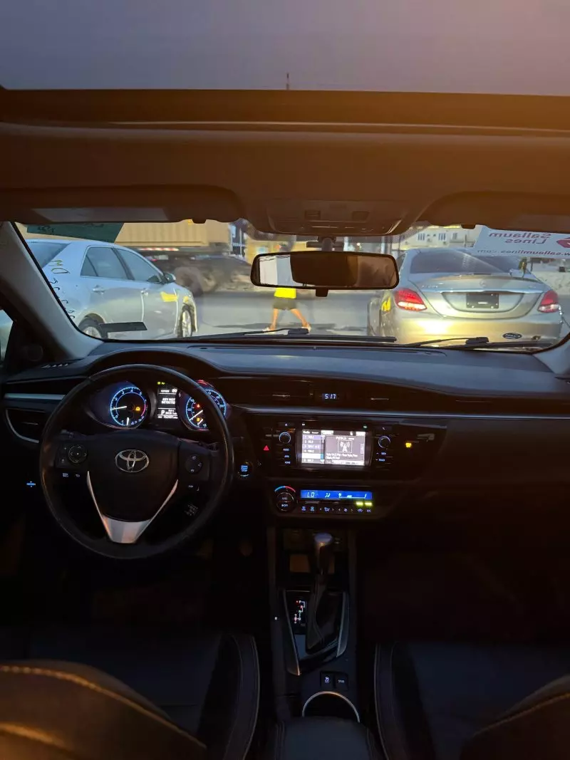 Toyota Corolla Sport   - 2016