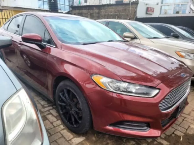 Ford Fusion   - 2015